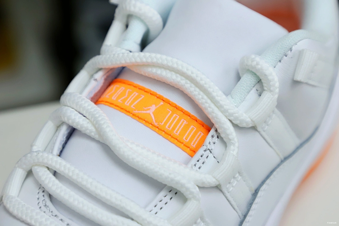 WMNS JORDAN AIR 'BRIGHT CITRUS' 11 RETRO LOW 0914
